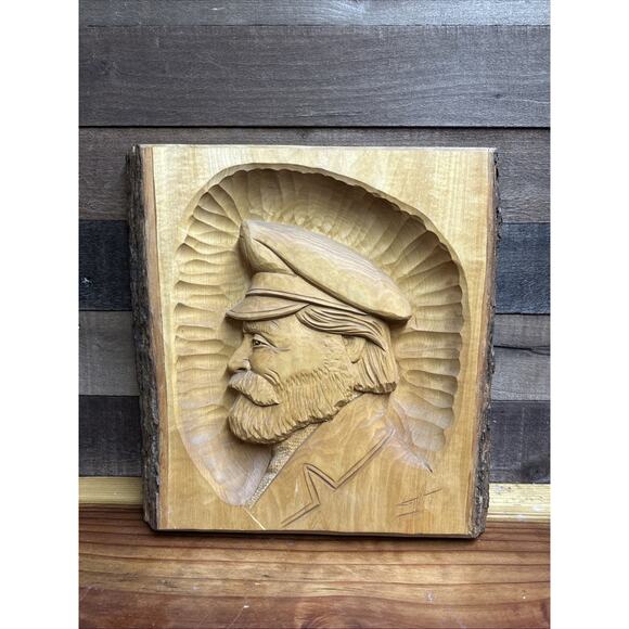 Hand carved Wooden Sea Captain Signed 15x15 - Picture 1 of 6